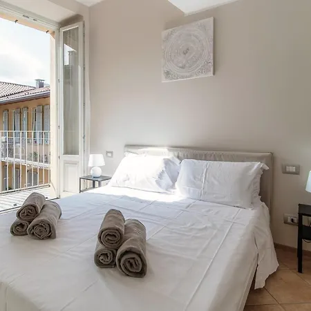 Sky Attic 72 - The House Of Travelers Lägenhet Como